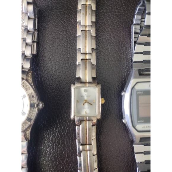 Vintage Watch Lot of 4 | Seiko Digital, 2 Bulova .025 Gold Tank, Anne Klein main image 7